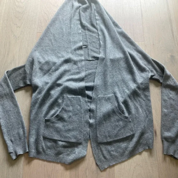 Lululemon Cabin Yogi Wrap Cardigan Gray - Picture 7 of 11